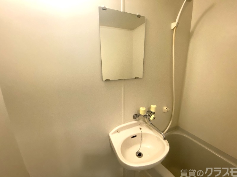洗面設備　洗面台はお風呂に！