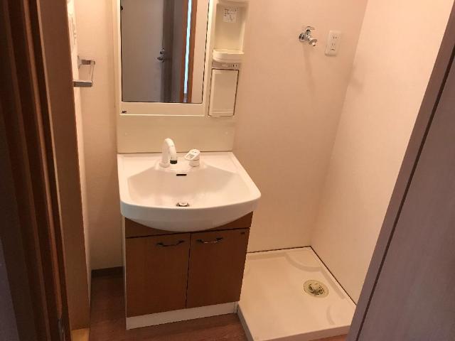 洗面設備　洗髪洗面化粧台