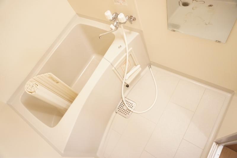 バス・シャワールーム　浴室