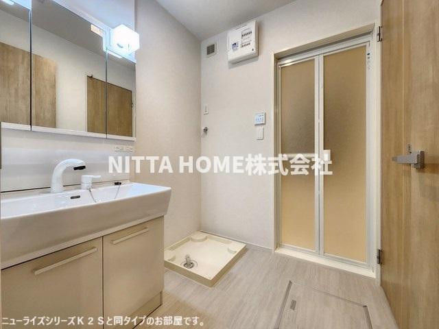 洗面設備　【イメージ写真】独立洗髪洗面台や室内洗濯機置き場も設置◇