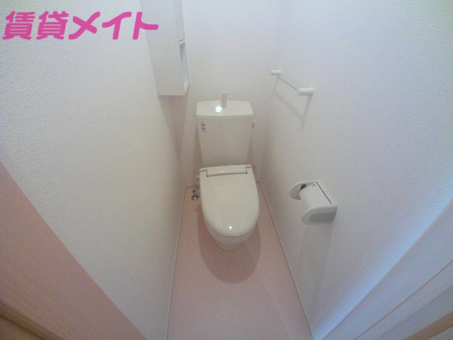 トイレ　同タイプ部屋写真です。