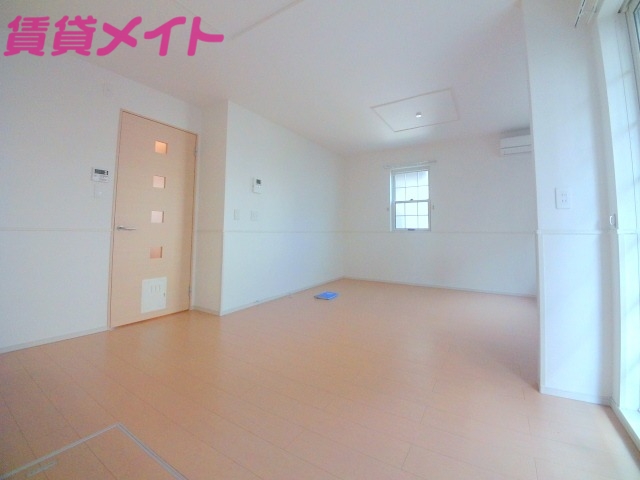 居室・リビング　同タイプ部屋写真です。