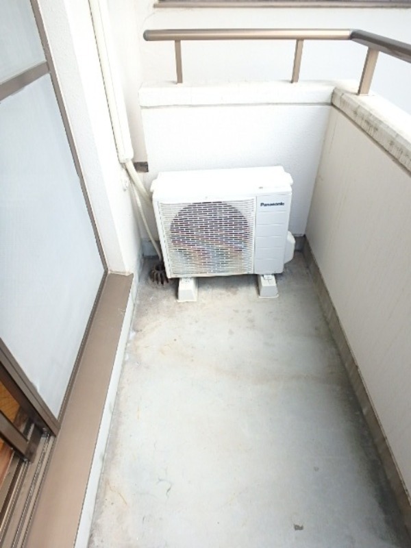 バルコニー　図面と現状に相違がある場合には現状を優先