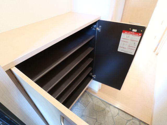 玄関　シンプルで使いやすい玄関です