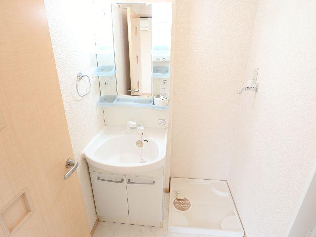 洗面設備　洗面所です