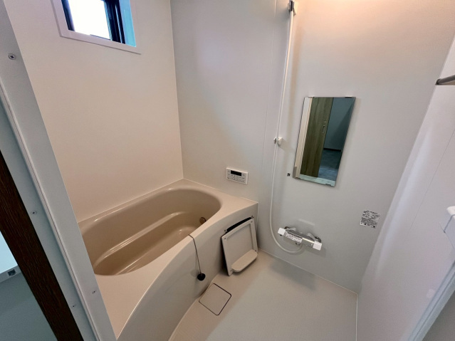 バス・シャワールーム　追炊き機能付き♪