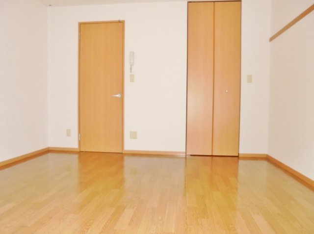 居室・リビング　洋室8帖