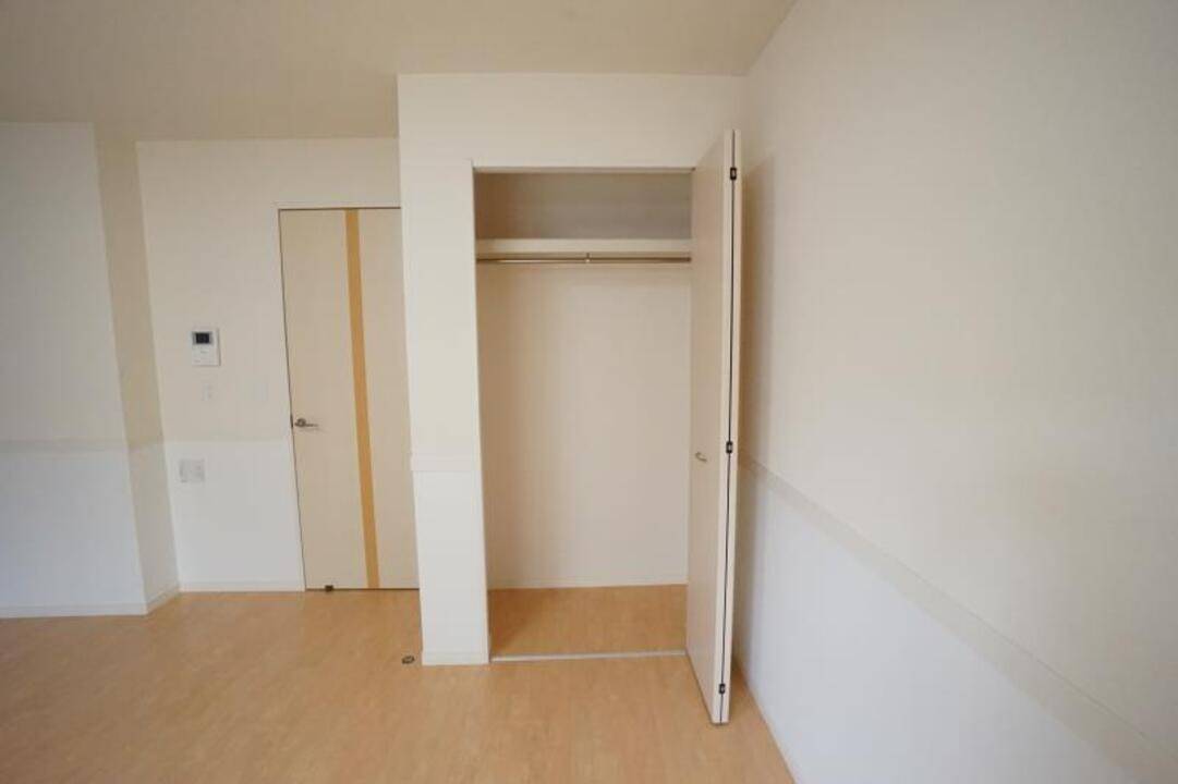 収納　クローゼット