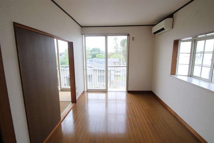 居室・リビング　エアコン付洋室6帖