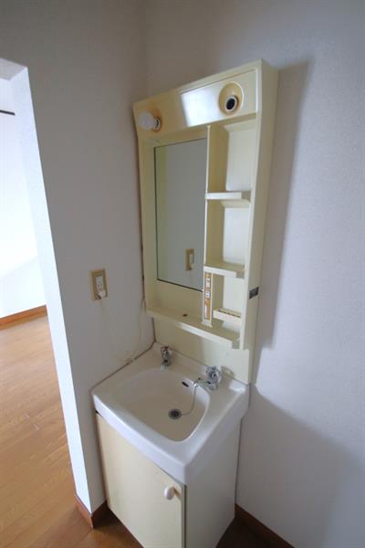 洗面設備　独立洗面台