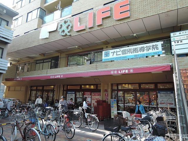 スーパー　ライフ西陣店（スーパー）まで261m