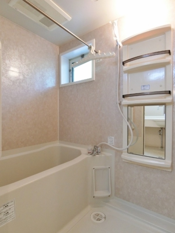 バス・シャワールーム　図面と現状に相違がある場合には現状を優先