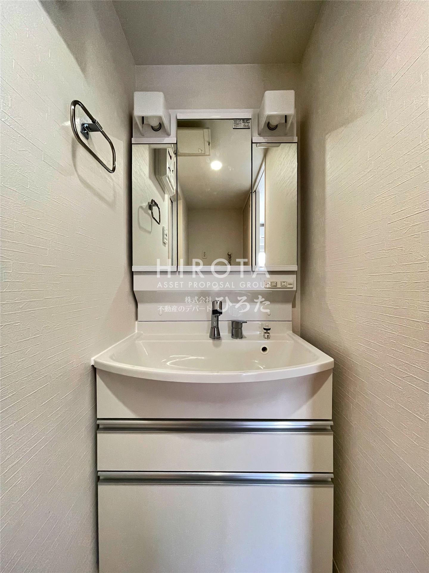 洗面設備　同仕様写真