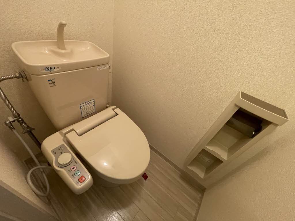 トイレ　トイレ