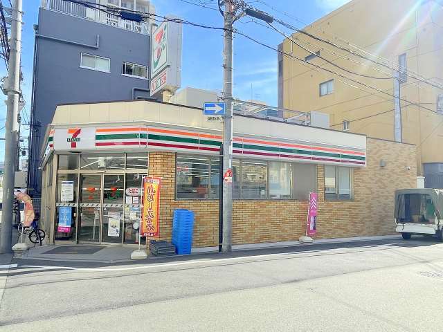 コンビニ　セブン-イレブン 大阪安堂寺町１丁目店（コンビニ）まで256m