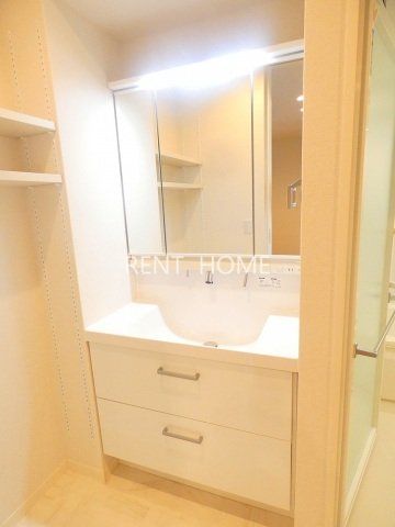 洗面設備　シャンプードレッサー