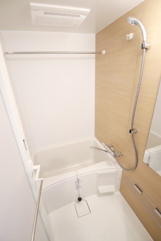 バス・シャワールーム　お風呂で日々の疲れを落としましょう