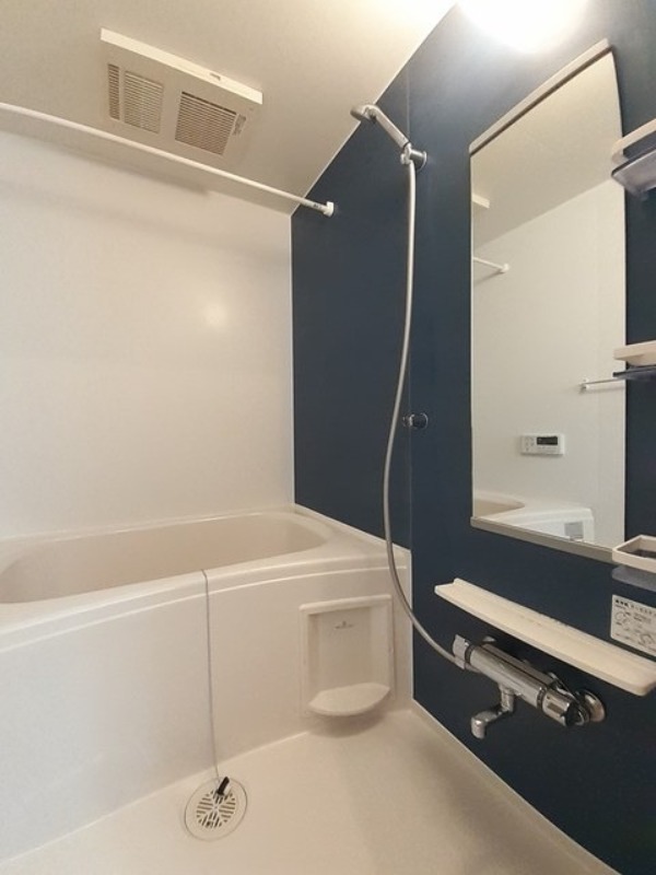 バス・シャワールーム　図面と現状に相違がある場合には現状を優先