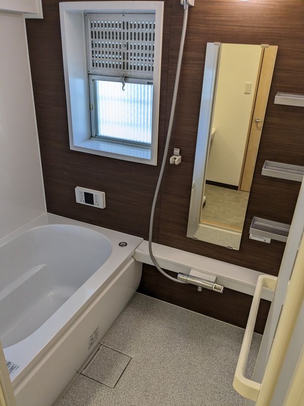 バス・シャワールーム