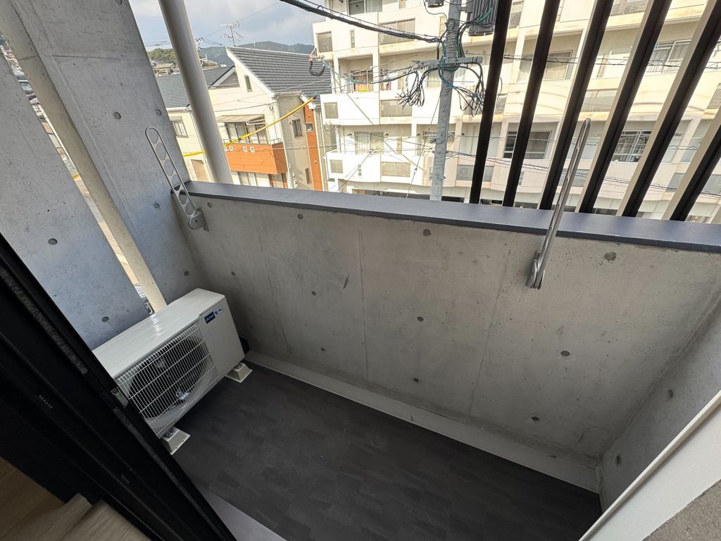 バルコニー　※建築中の写真です