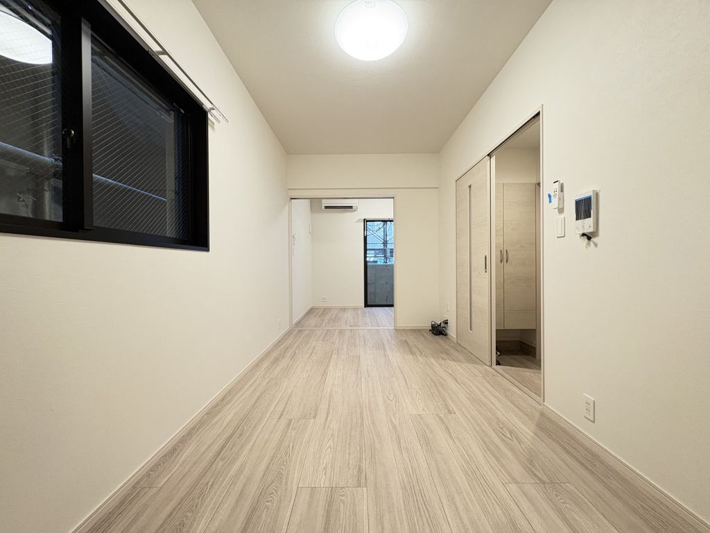 居室・リビング　※建築中（代表タイプ）の写真です