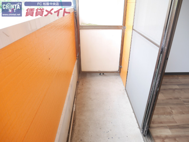 バルコニー　同物件別室の写真です