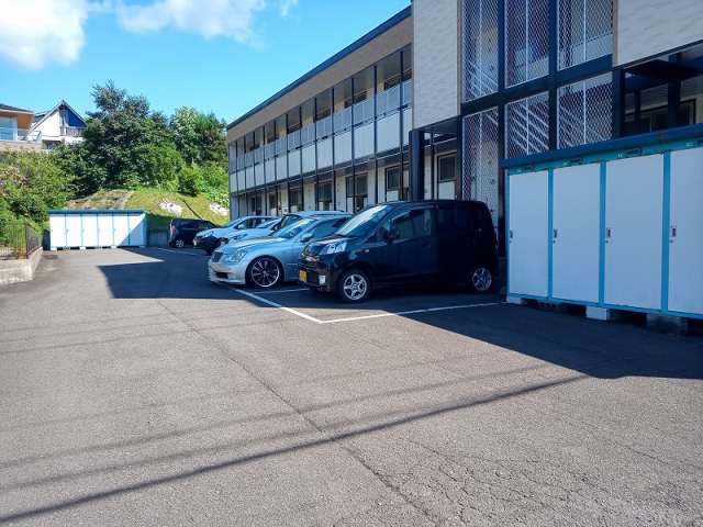 駐車場　駐車場