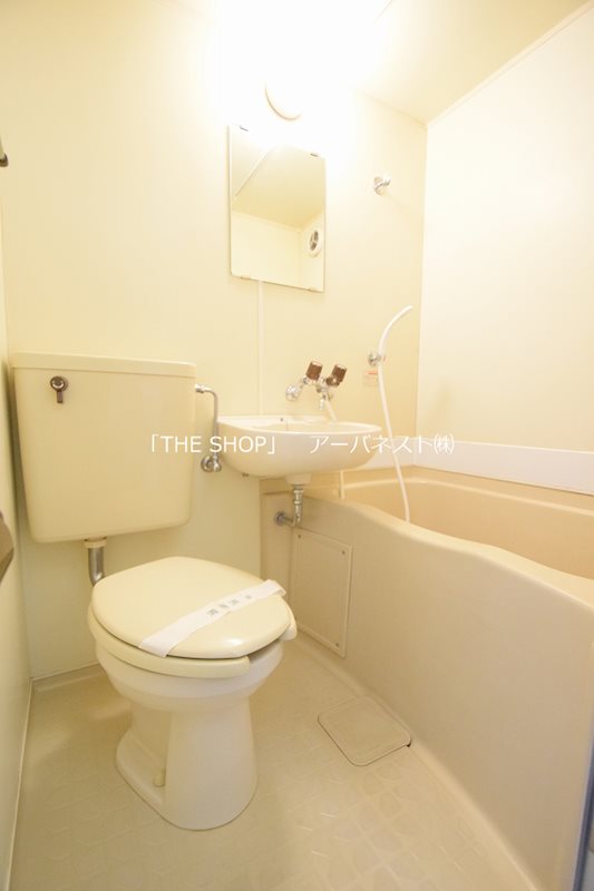 バス・シャワールーム　トイレ・浴室