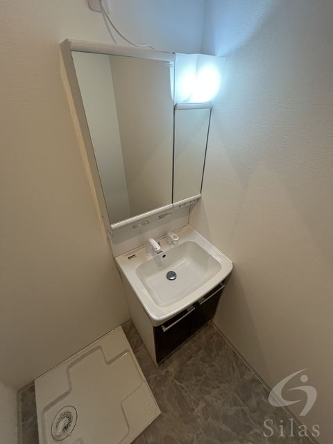 洗面設備　同仕様