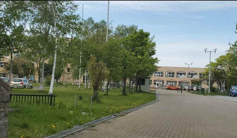 中学校　北海道教育大学附属札幌中学校（中学校）まで1062m