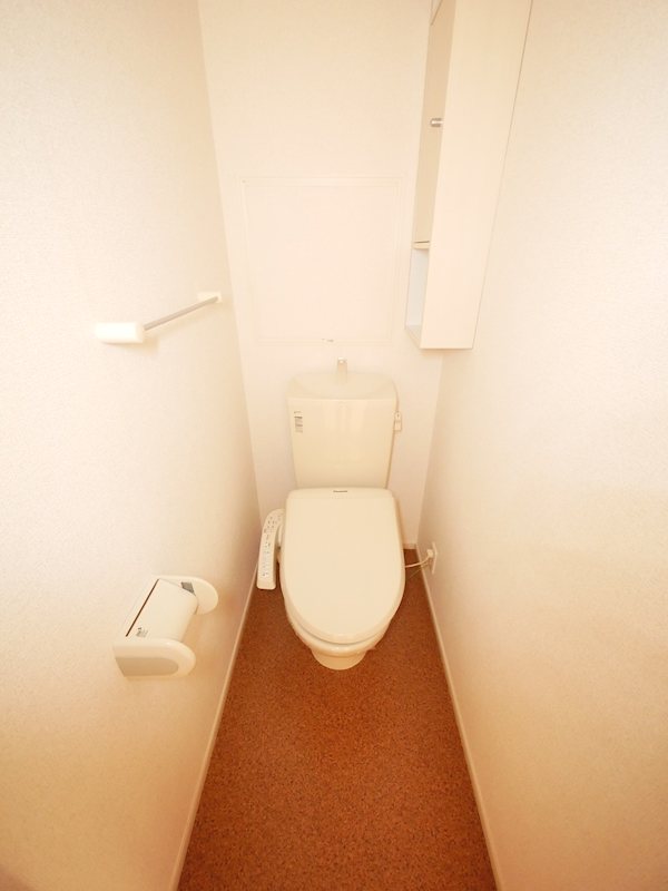 トイレ　ウォシュレット