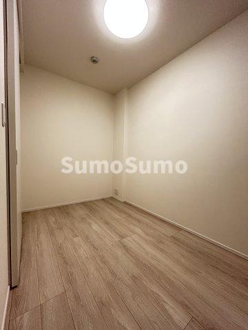 その他部屋・スペース　広くて明るい寝室