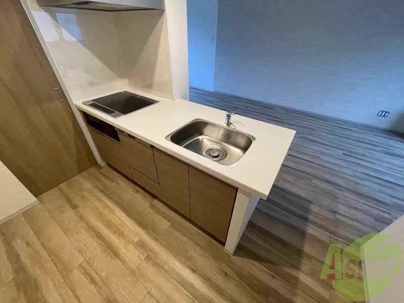 キッチン　リビングが見渡せる対面キッチンになってます。