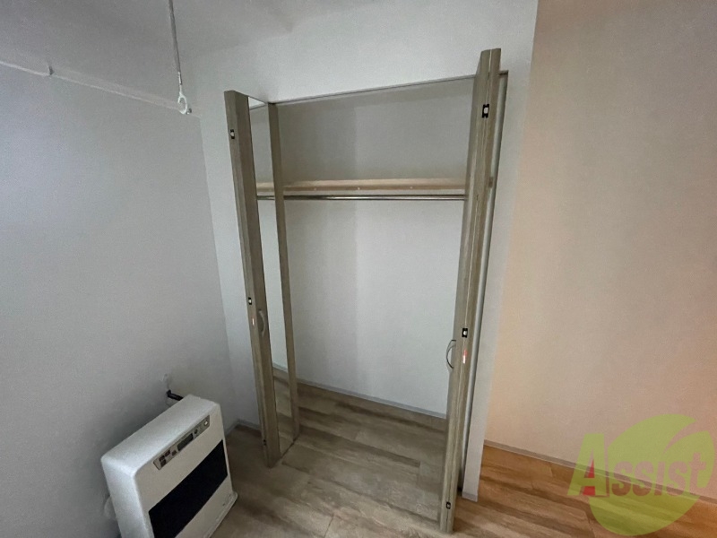 収納　こちらには収納スペースがあります。あると便利ですね！