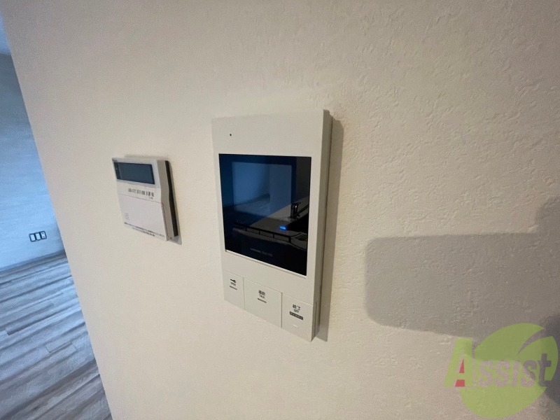 セキュリティ　ＴＶモニター付インターホンです。来客者の顔が見えるので安心！