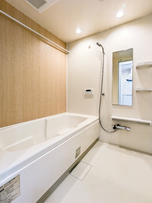 バス・シャワールーム　図面と現状に相違がある場合には現状を優先