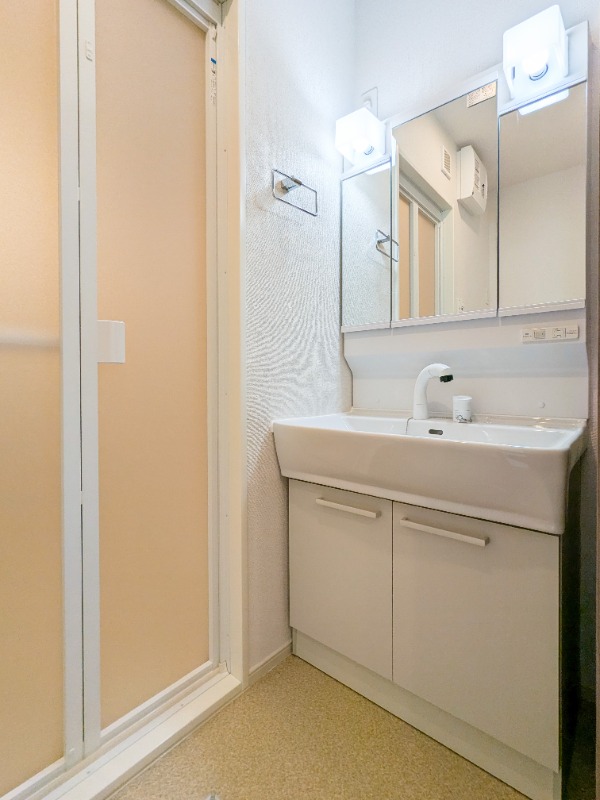 洗面設備　図面と現状に相違がある場合には現状を優先