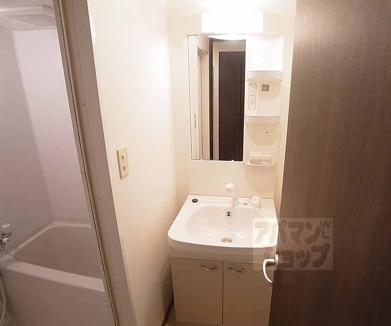 洗面設備　シャンプードレッサー