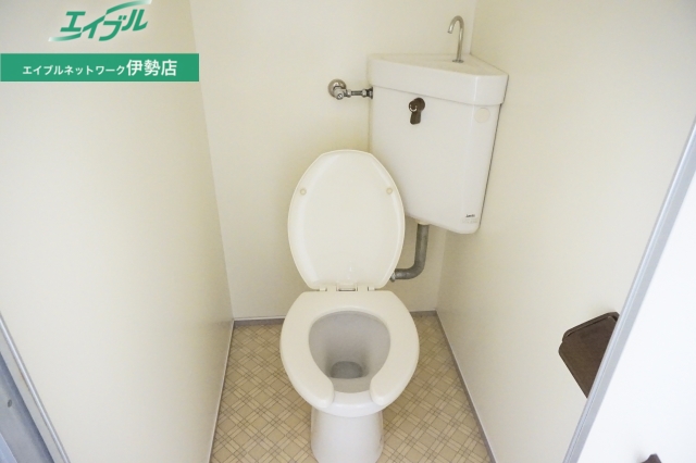 トイレ　同型