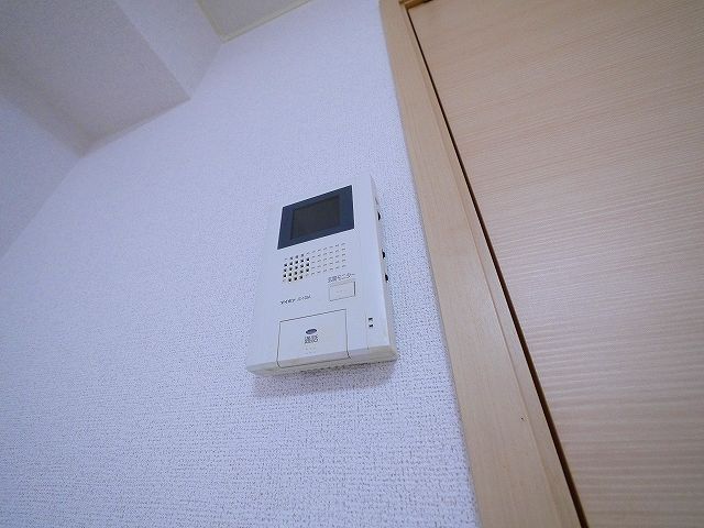セキュリティ　TV付きインターホンもございます。