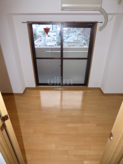 居室・リビング　※別のお部屋のお写真です。御参考までに。