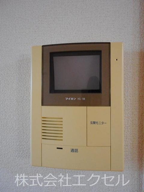 セキュリティ　来訪者の姿が確認できます。