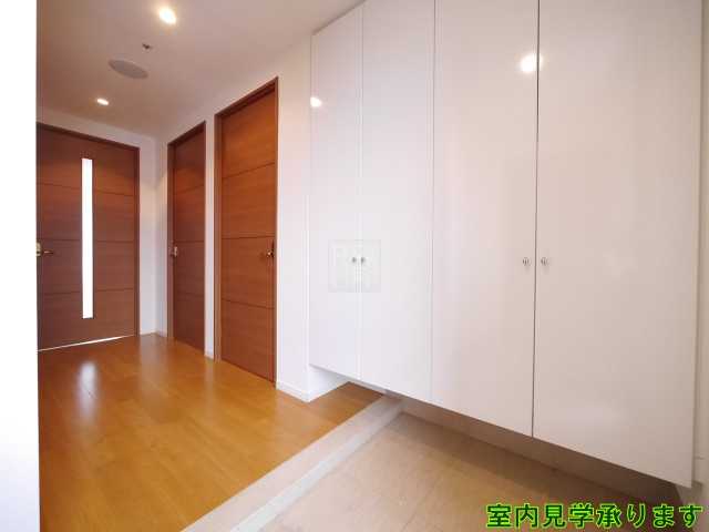 玄関　KWレジデンス麹町