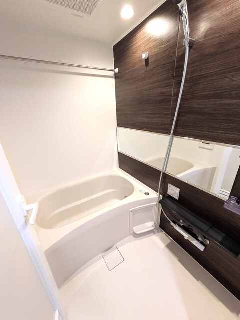 バス・シャワールーム　◆便利な追焚・浴室乾燥機付きバスルーム◆