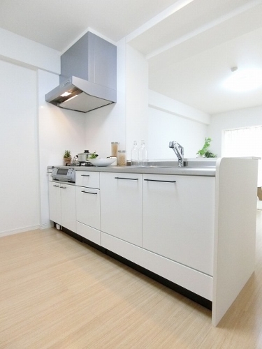 キッチン　類似間取りの参考写真・上村建設施工