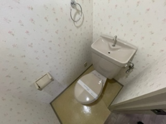 トイレ　※別部屋の写真です