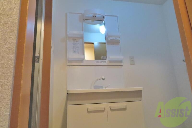 洗面設備　洗面は朝の始まりを迎えるのにいいですよねー。