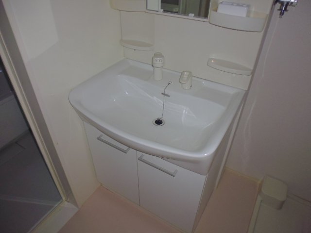 洗面設備　洗髪洗面化粧台