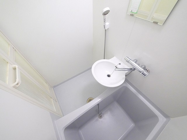 バス・シャワールーム　日々の暮らしに欠かせないお風呂です