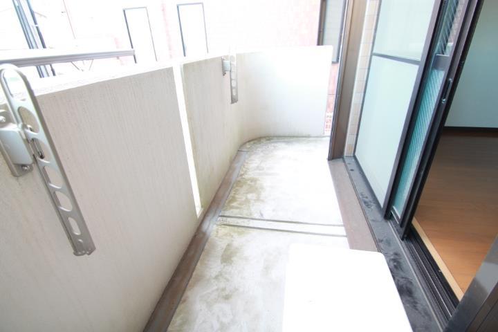 バルコニー　午前中の日当たり良好です